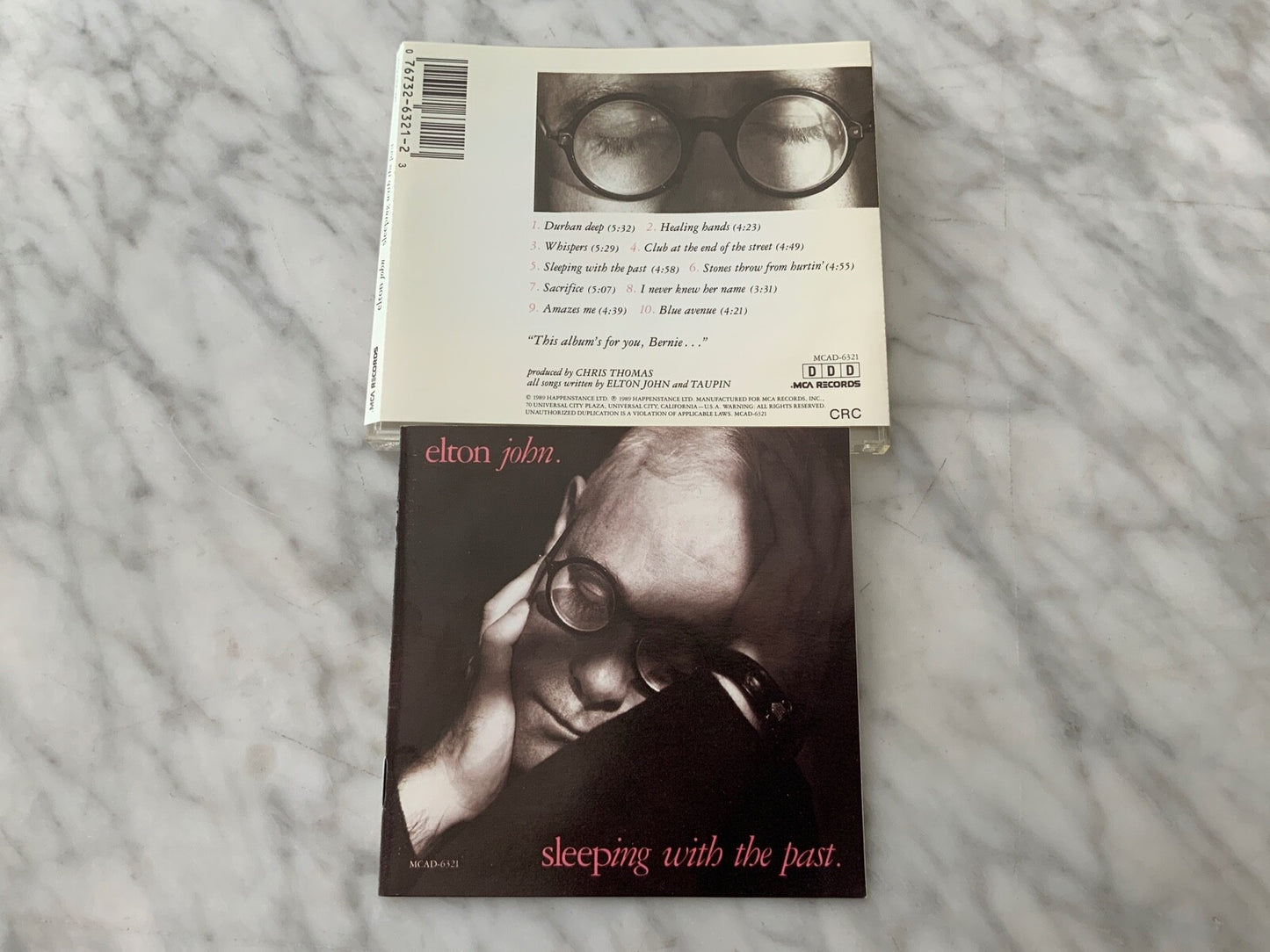 Elton John – Sleeping With The Past