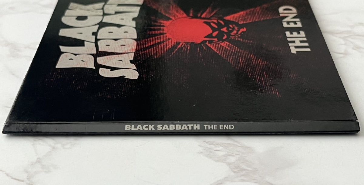 Ozzy Osbourne – Black Sabbath The End (Signed, Numbered, Digipak) (2016)