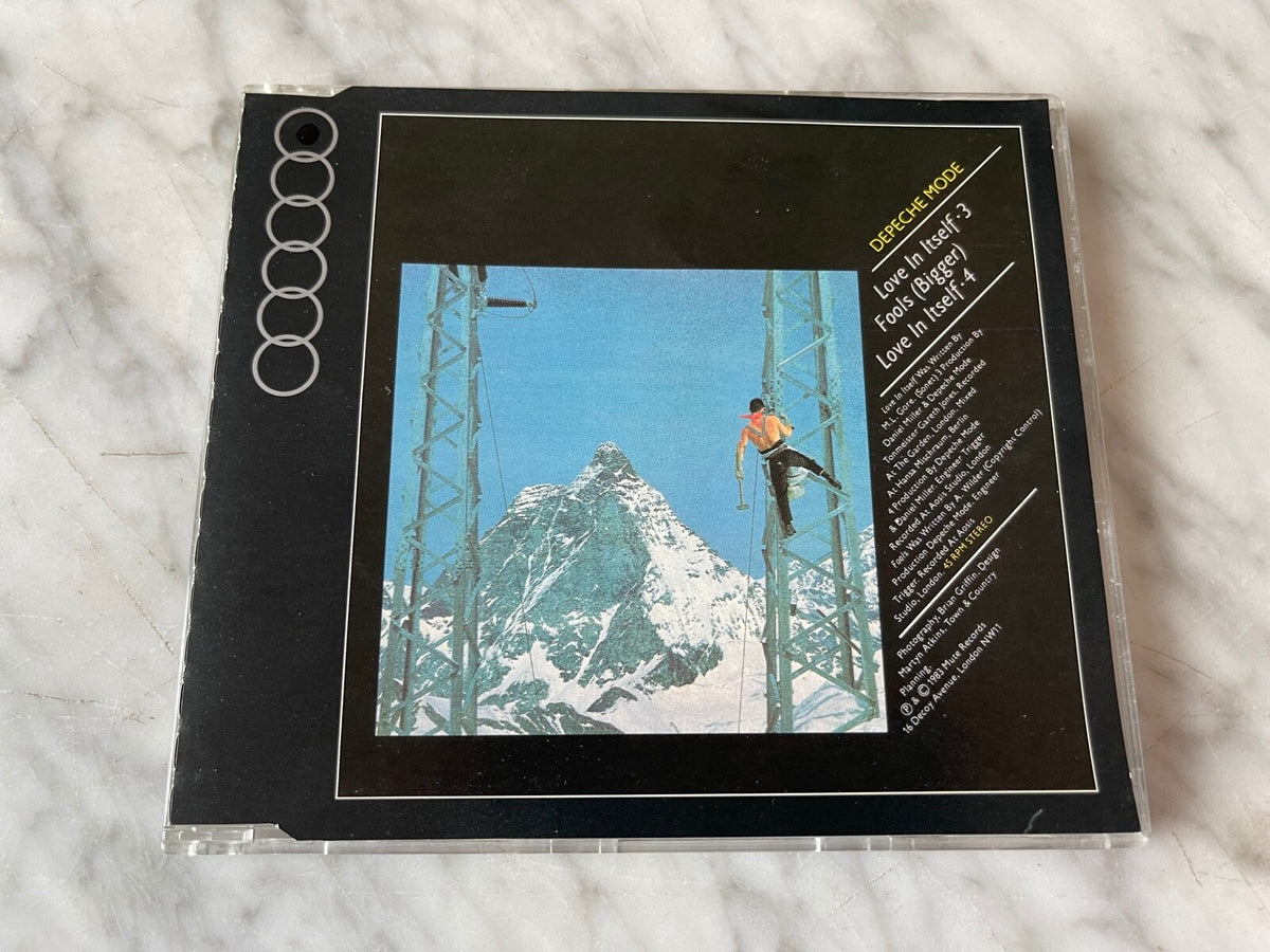 Depeche Mode – Love In Itself (1991)