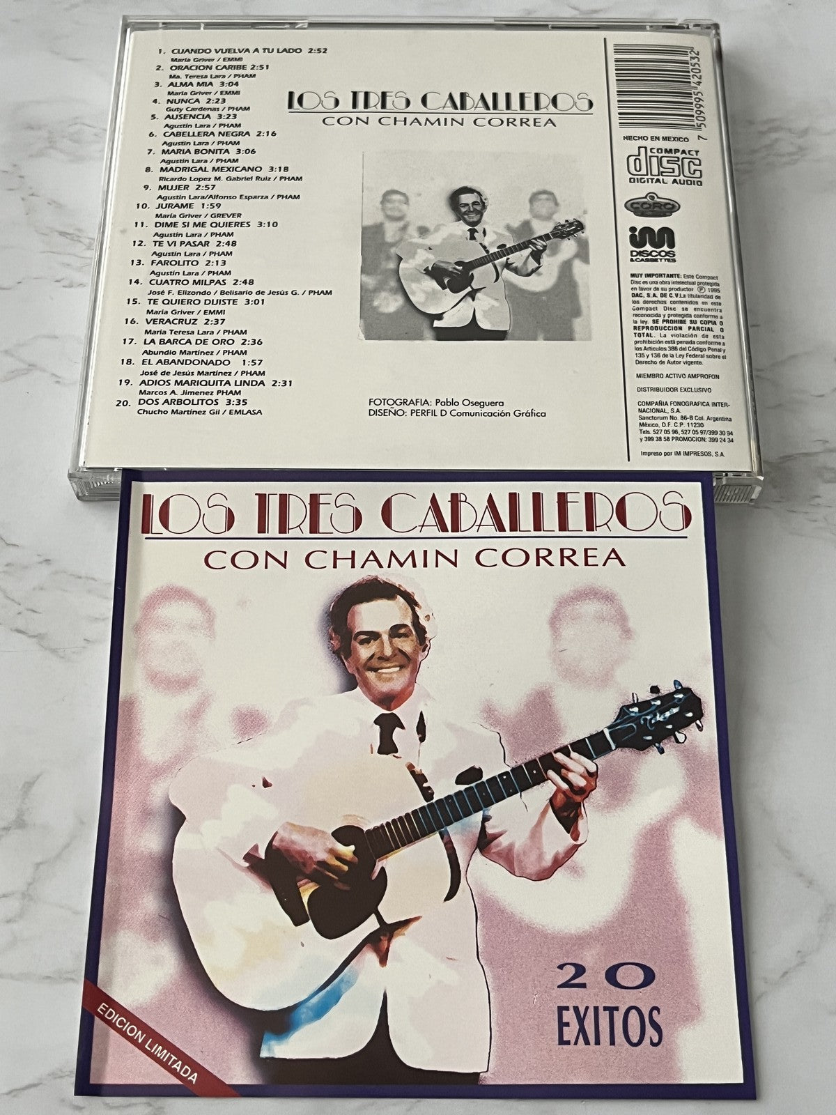 Los Tres Caballeros Con Chamín Correa – Los Tres Caballeros Con Chamin Correa 20 Exitos (1995)