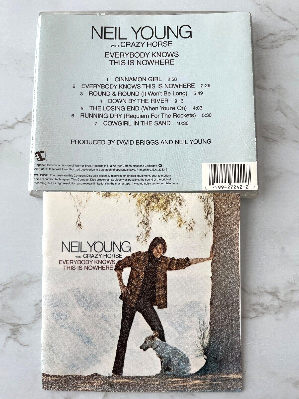 Neil Young – Everybody Knows This Is Nowhere