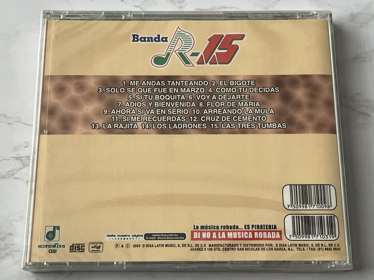 Banda R-15 – Banda R-15 15 Grandes Exitos (2003)