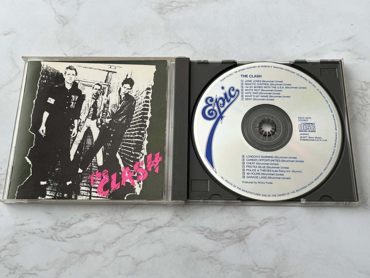 The Clash – The Clash (1977) [JAPAN TARGET ERA]
