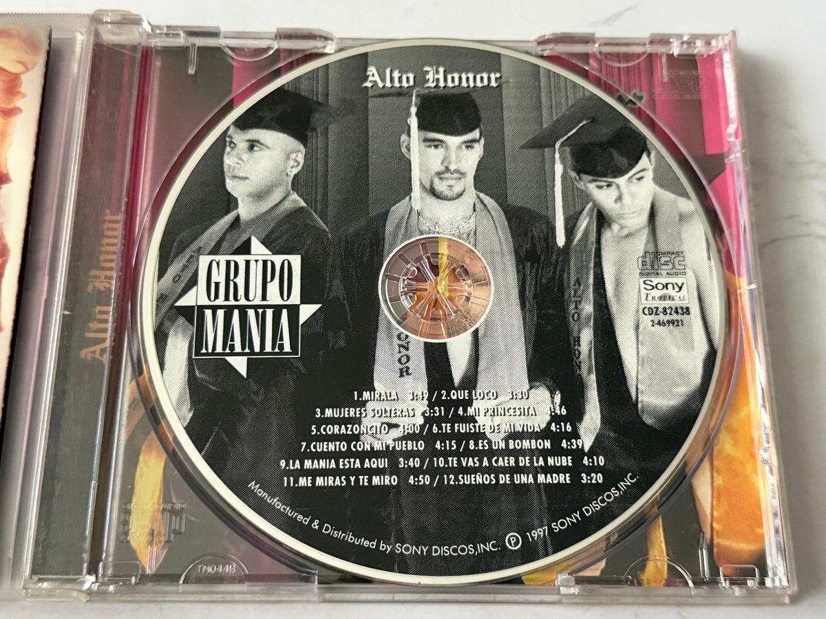 Grupo Manía – Alto Honor — The Dream Team (1997)