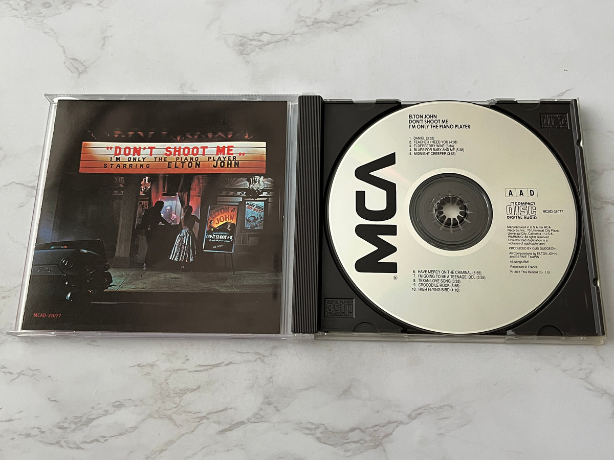 Elton John – Don't Shoot Me I'm Only The Piano Player