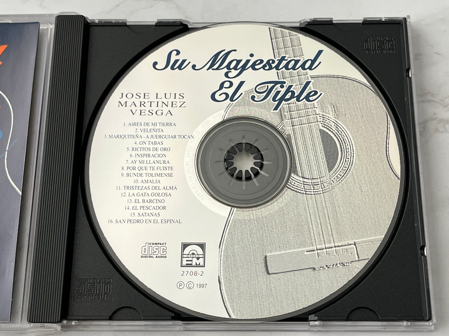 Jose Luis Martinez Vesga – Su Majestad El Tiple