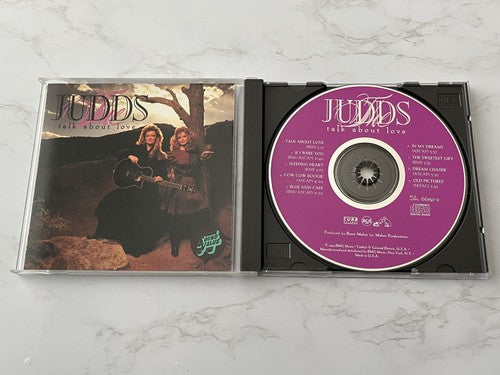 The Judds – Talk About Love (1985)