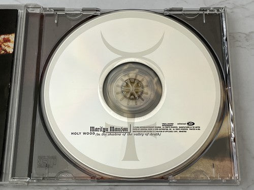 Marilyn Manson – Holy Wood (2000)