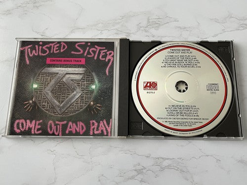 Twisted Sister – Come Out And Play (1985) [GERMAN PRESS]