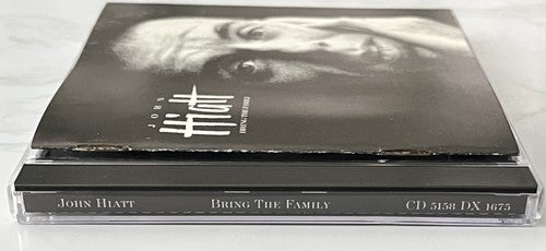 John Hiatt – Bring The Family (1987)