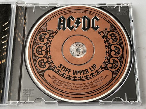 AC/DC – Stiff Upper Lip (2000)