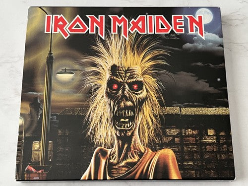 Iron Maiden – Iron Maiden