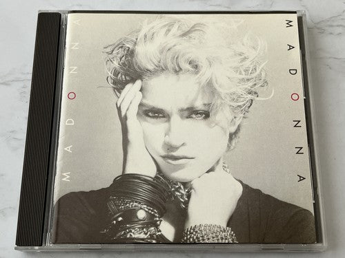 Madonna – Madonna