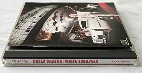 Dolly Parton – White Limozeen