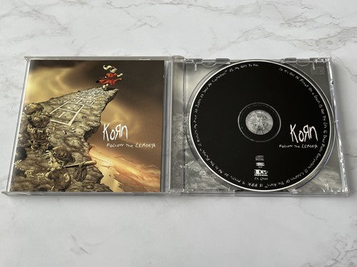 Korn – Follow The Leader
