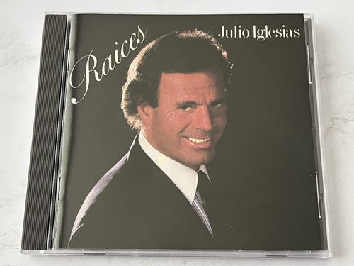 Julio Iglesias – Raices