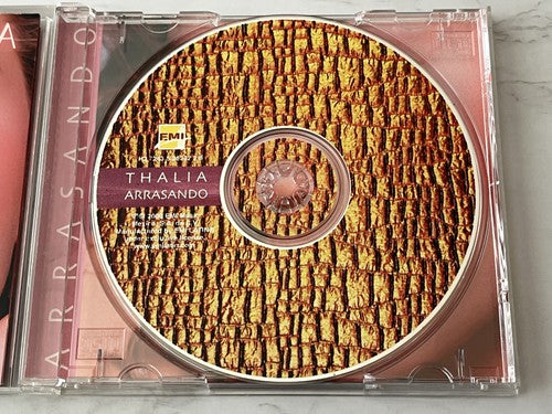 Thalia – Arrasando (2000)