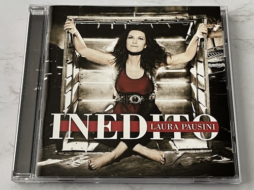 Laura Pausini – Inedito (2011)
