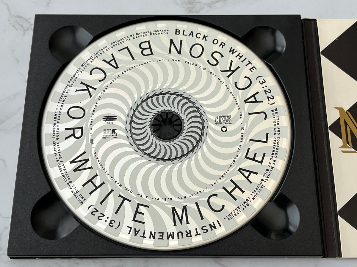 Michael Jackson – Black Or White (1991)