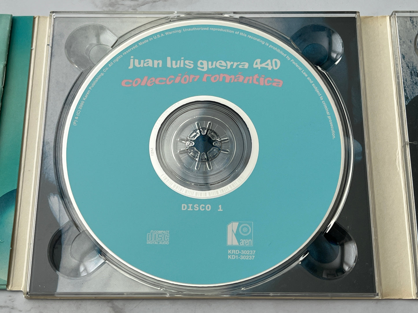 Juan Luis Guerra 440 – Colección Romántica (2 (2000)