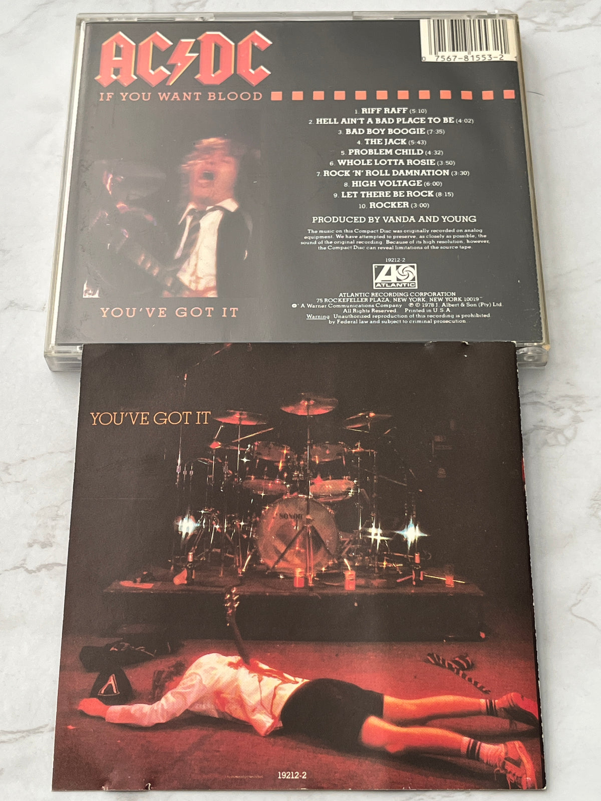 AC/DC – If You Want Blood You've Got It (1978) [JAPAN TARGET ERA]