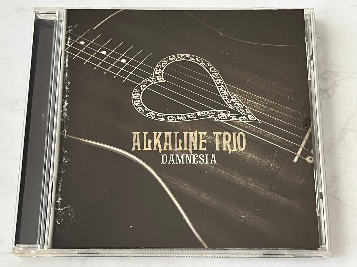 Alkaline Trio – Damnesia (2011)