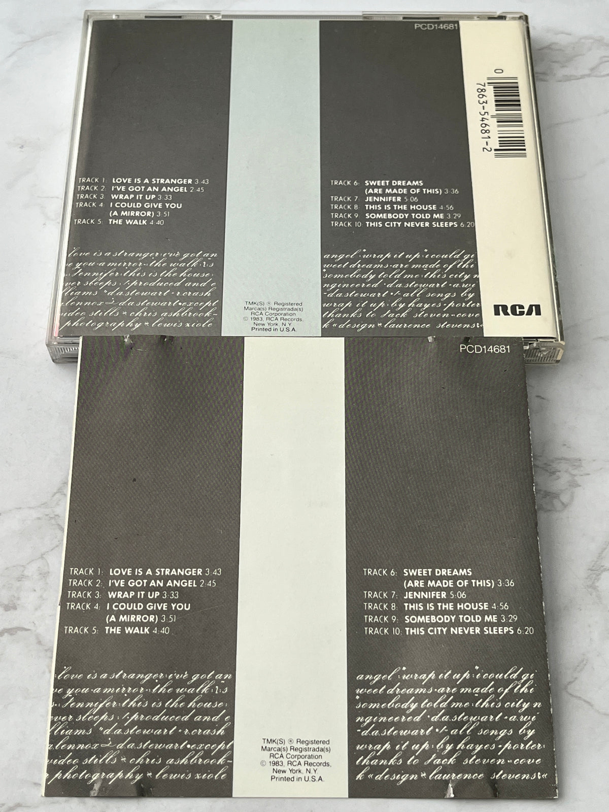 Eurythmics – Sweet Dreams (Are Made Of This) (1983)
