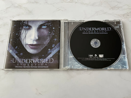 Underworld: Evolution (Original Motion Picture Soundtrack) (2006)