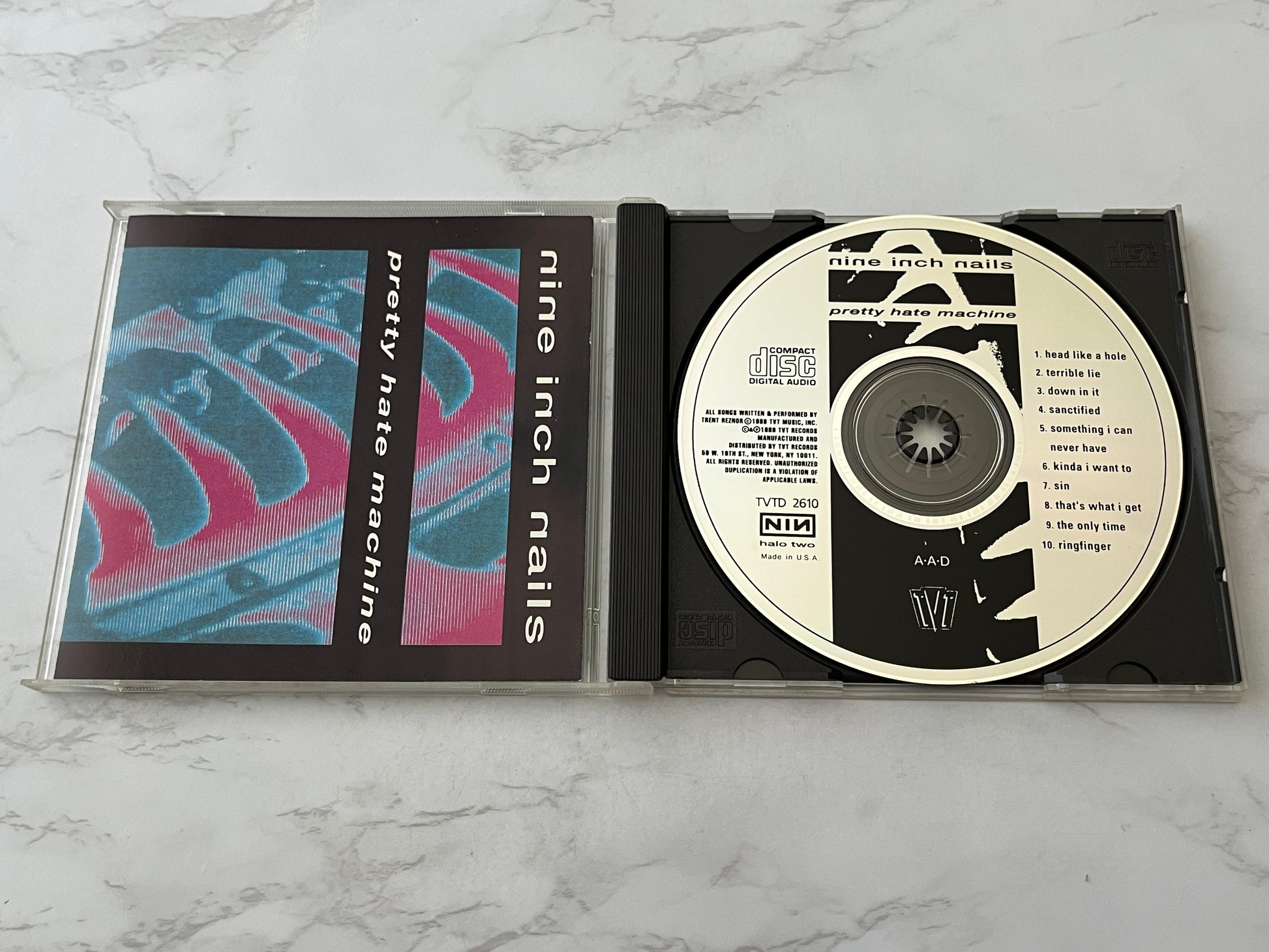 Nine Inch Nails – Pretty Hate Machine (1989)