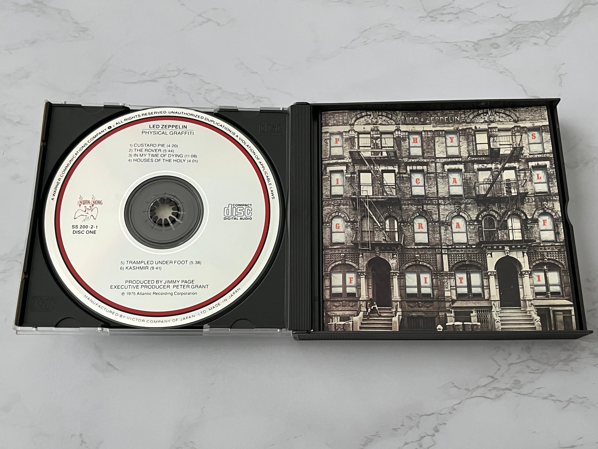 Led Zeppelin – Physical Graffiti (2-CD Set) (1975) [JAPAN TARGET ERA]