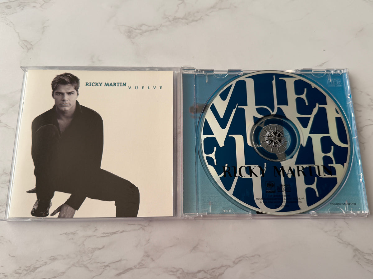 Ricky Martin – Vuelve (1998)