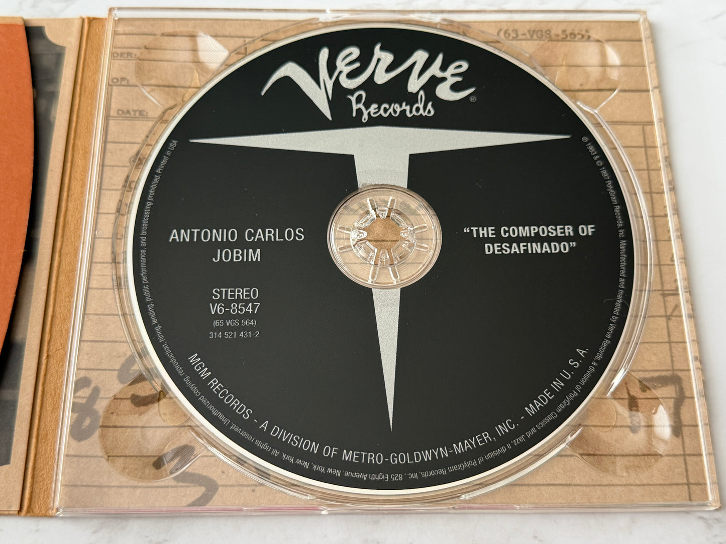 Antonio Carlos Jobim – The Composer Of Desafinado, Plays (1997)