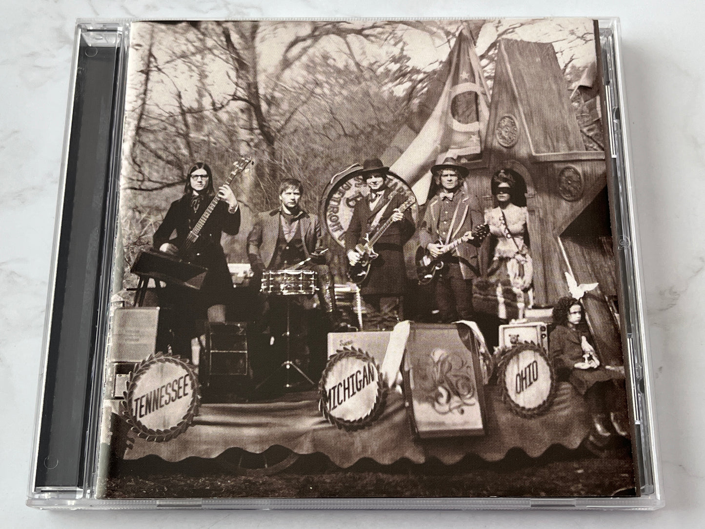 The Raconteurs – Consolers of the Lonely (2008)