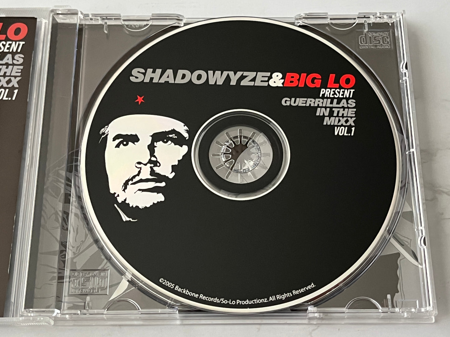 Shadowyze & Big Lo present – Guerrillas In The Mixx Vol. 1 (2005)