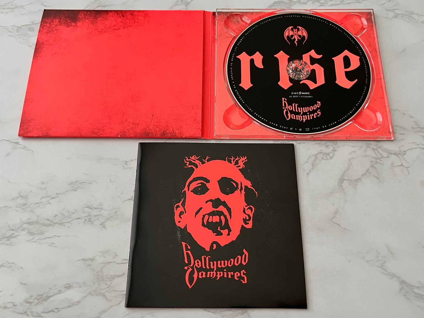 Hollywood Vampires – Rise (2019)