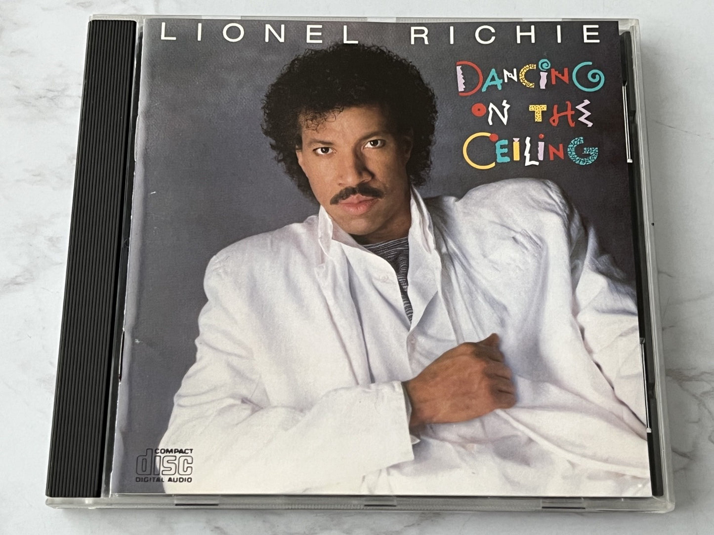 Lionel Richie – Dancing On The Ceiling (1986)