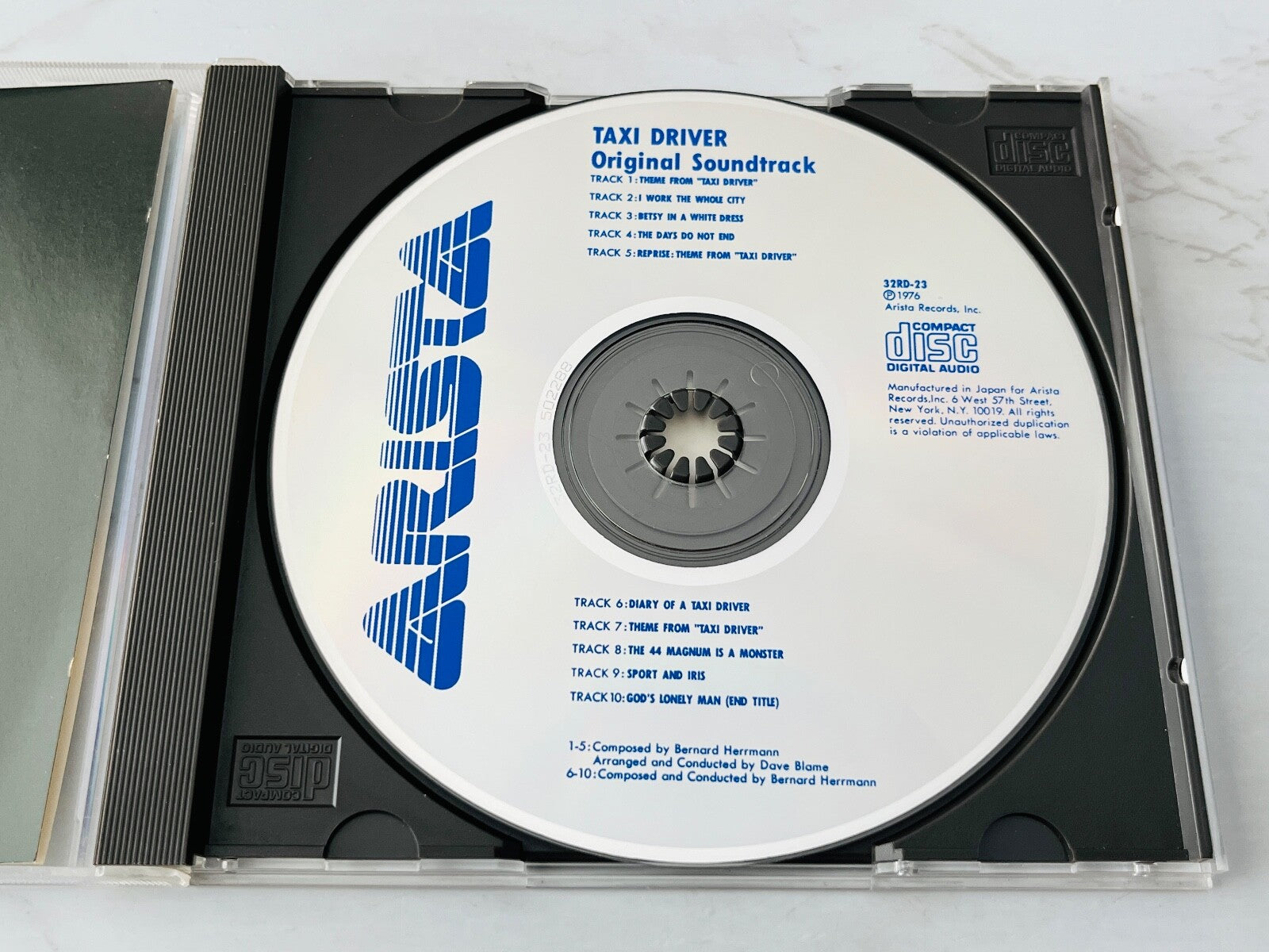 Bernard Herrmann – Taxi Driver Original Soundtrack (1985) [JAPAN PRESS]