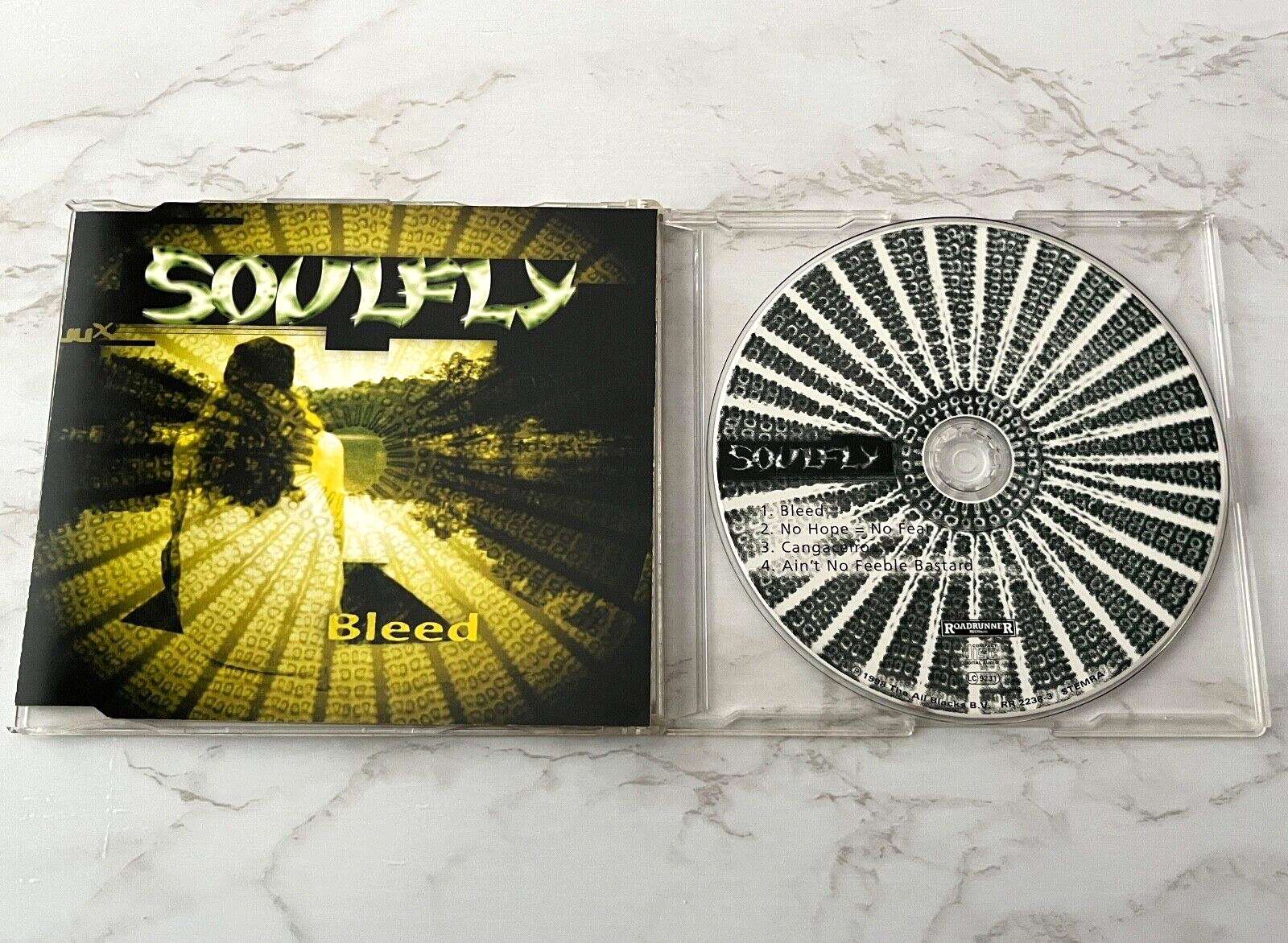 Soulfly – Bleed (Maxi Single) (1998)