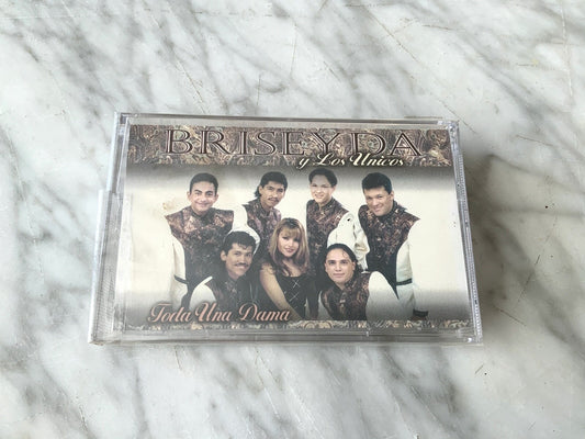 Briseyda Y Los Unicos – Toda Una Dama (1998)