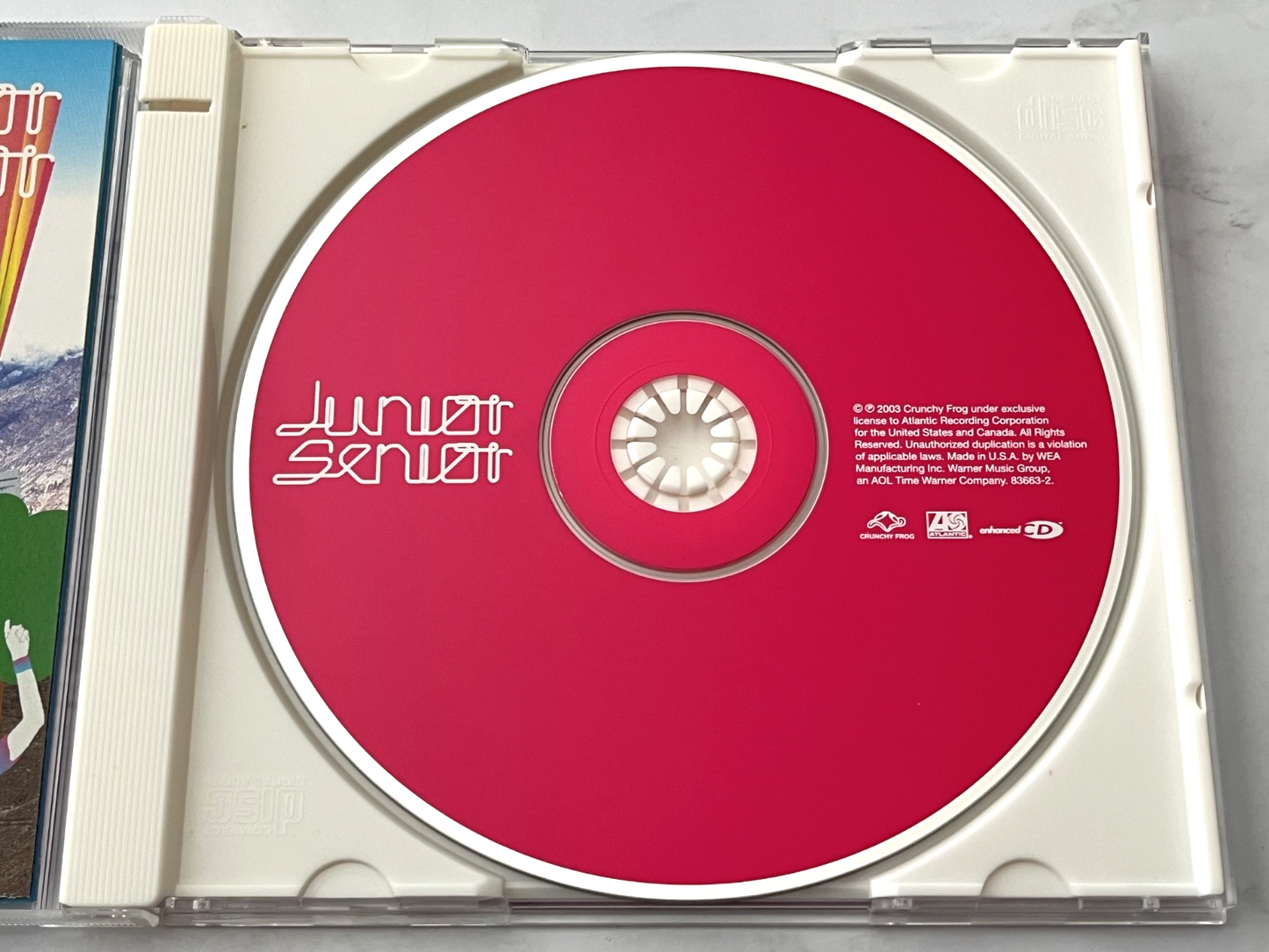 Junior Senior – Don't Stop The Beat (2003)
