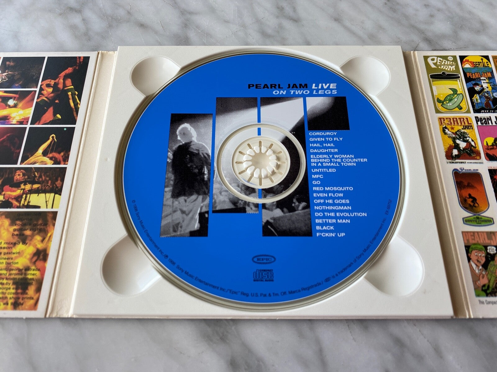 Pearl Jam – Live On Two Legs (Digipak) (1998)