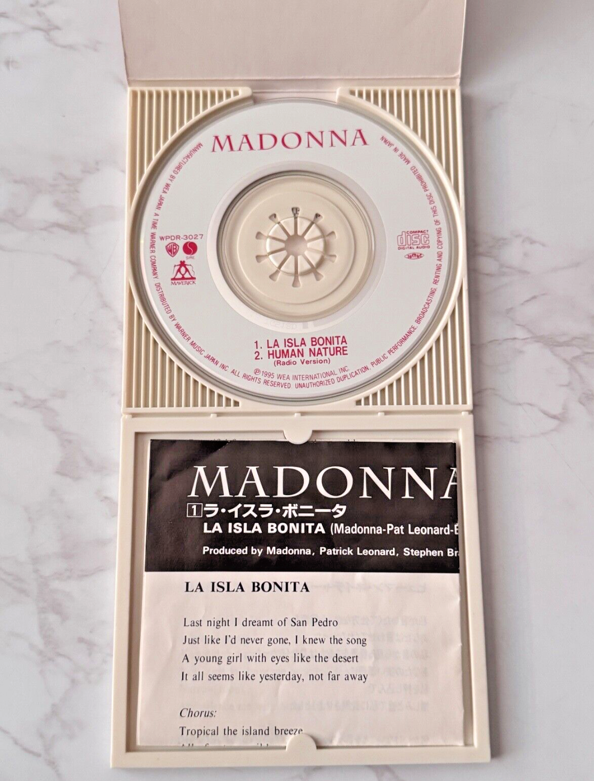 Madonna – La Isla Bonita / Human Nature (1995) [JAPAN PRESS]