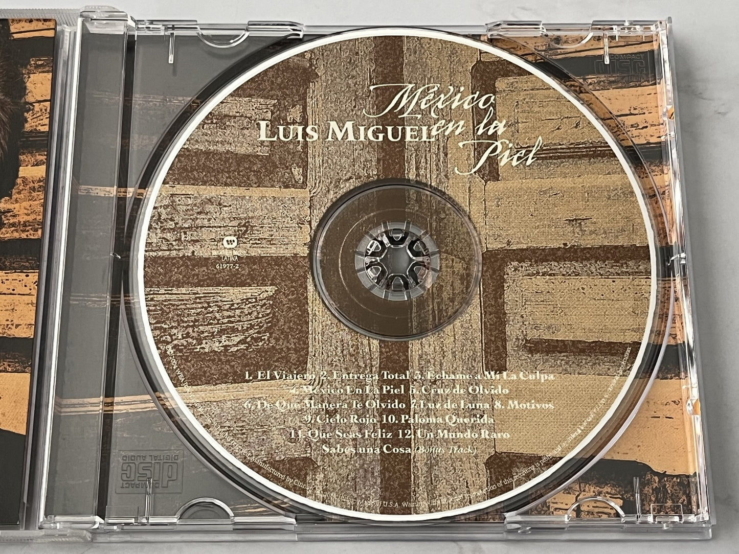 Luis Miguel – Mexico En La Piel (2004)