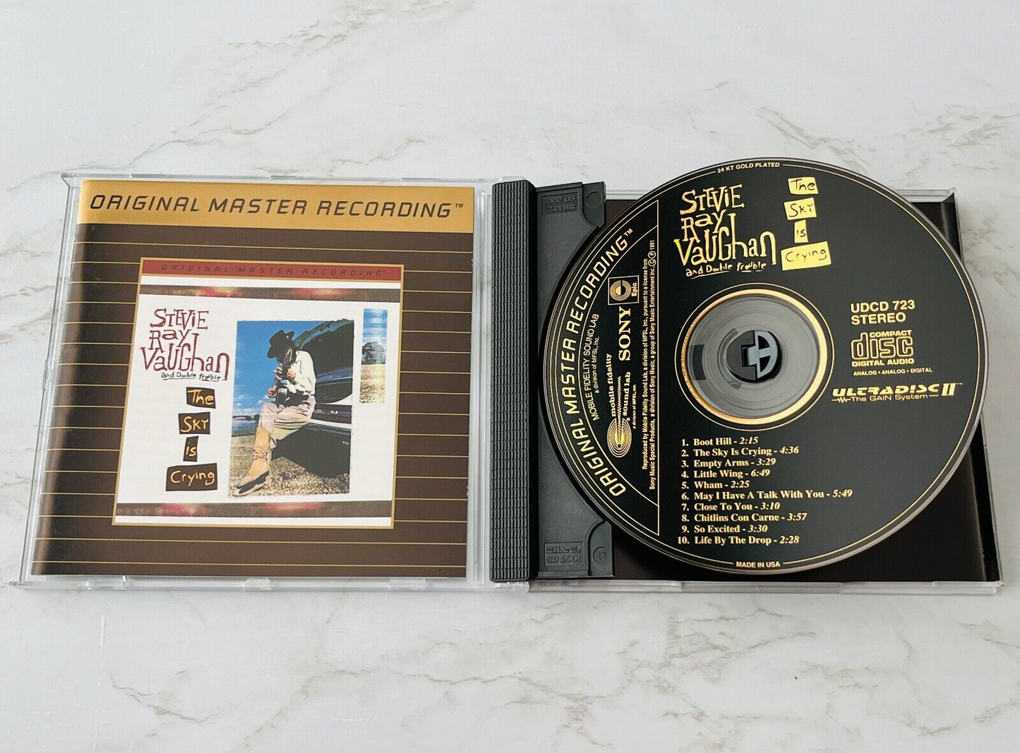 Stevie Ray Vaughan – The Sky Is Crying (1998)