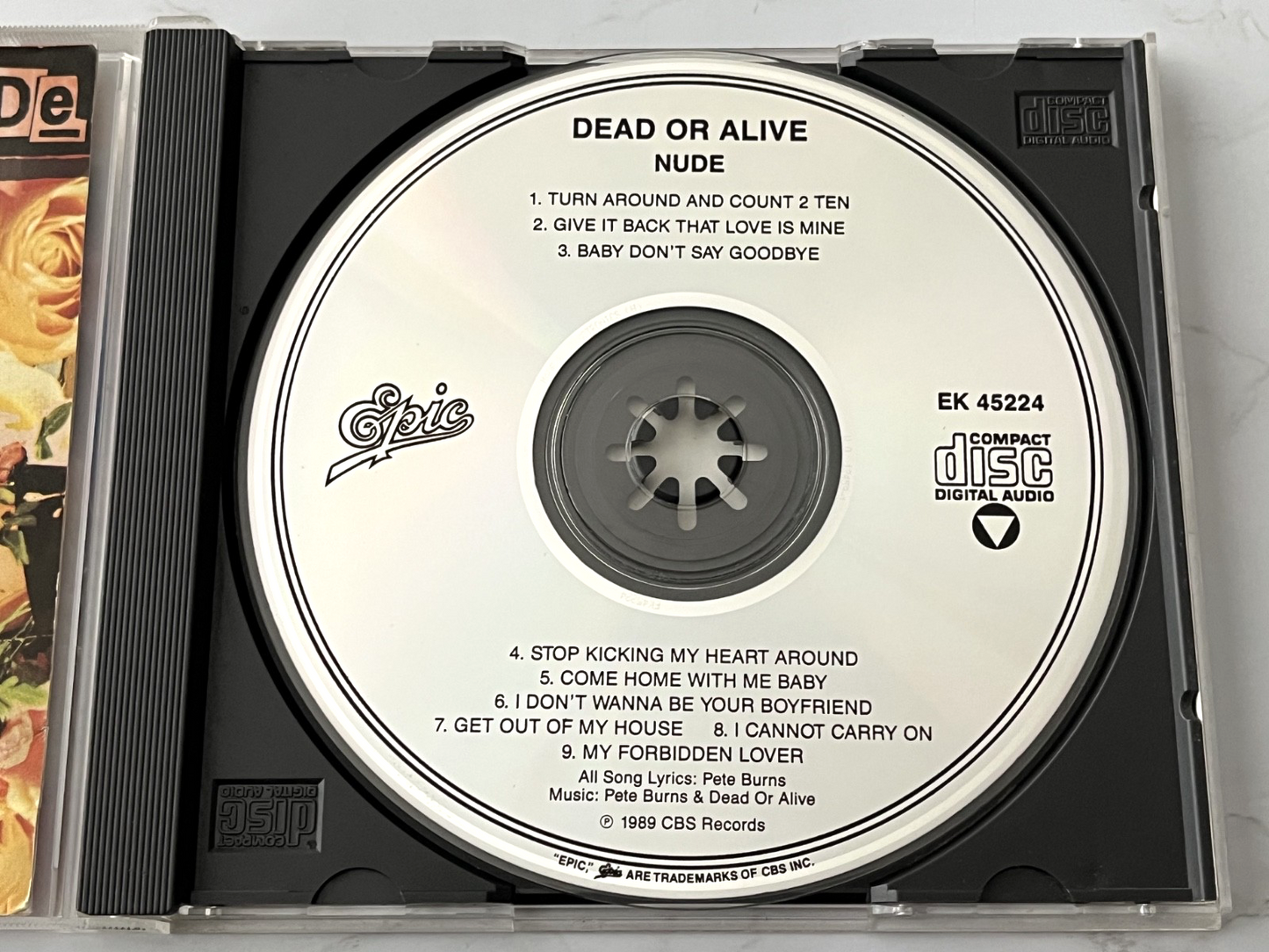 Dead or Alive – Nude