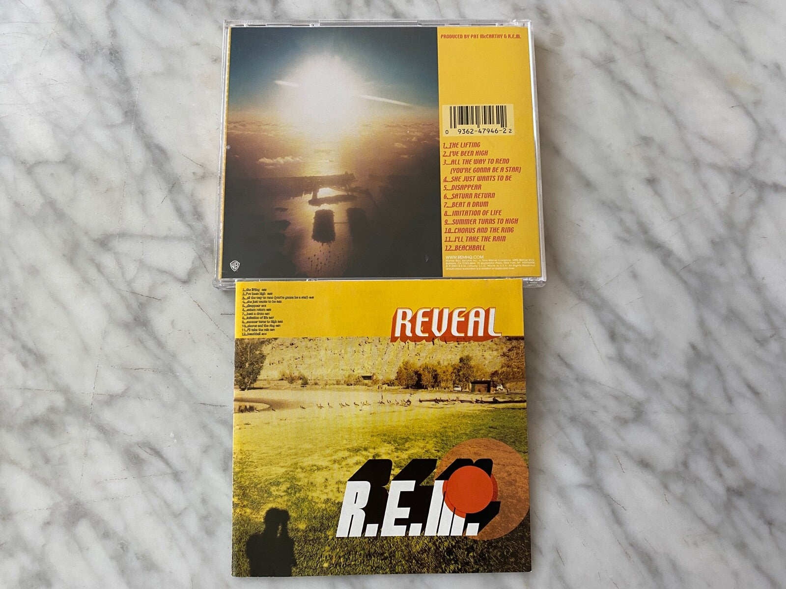 R.E.M. – Reveal (2001)
