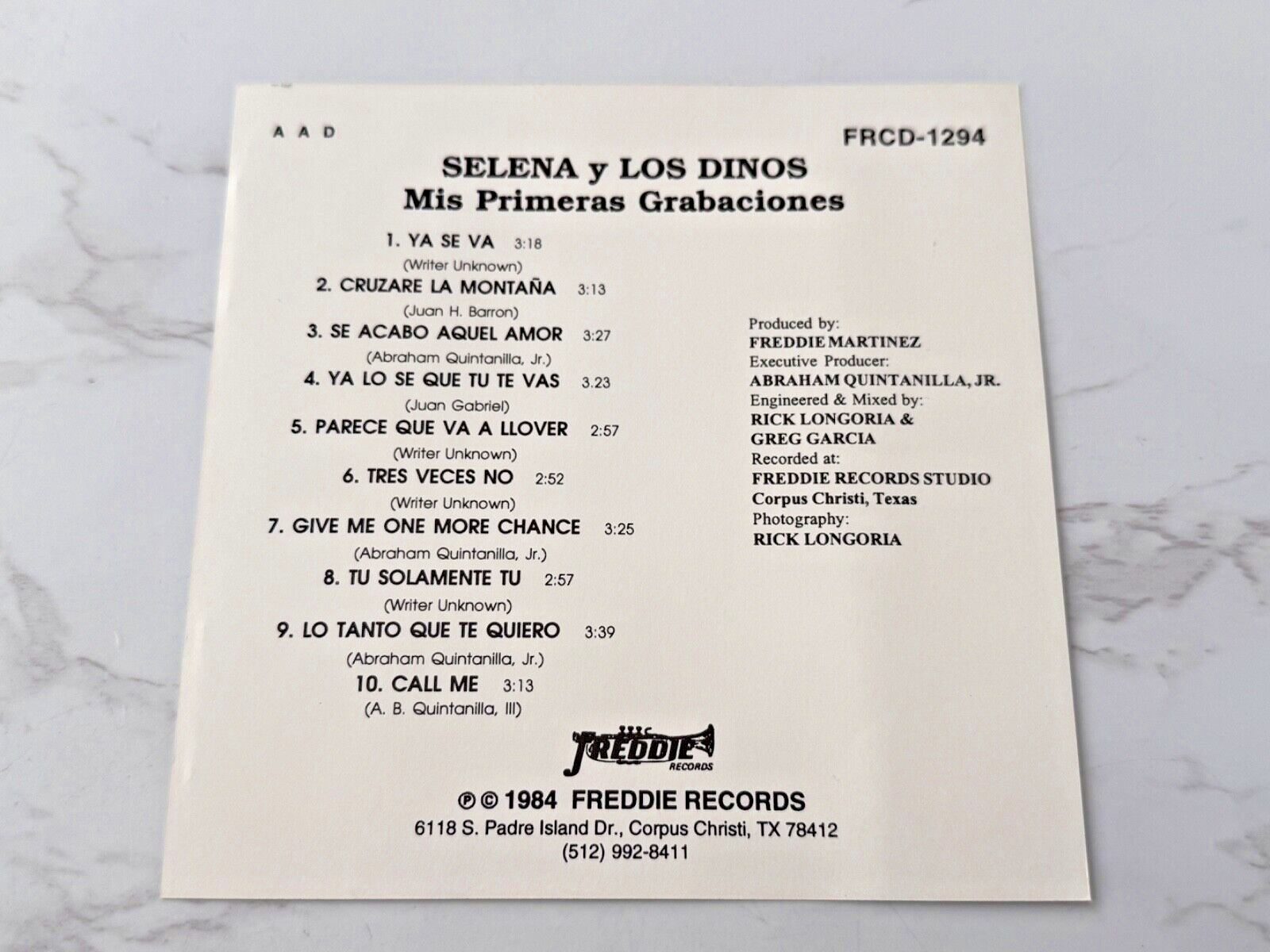Selena, Selena y los Dinos – Y Los Dinos Mis Primeras Grabaciones (1984)