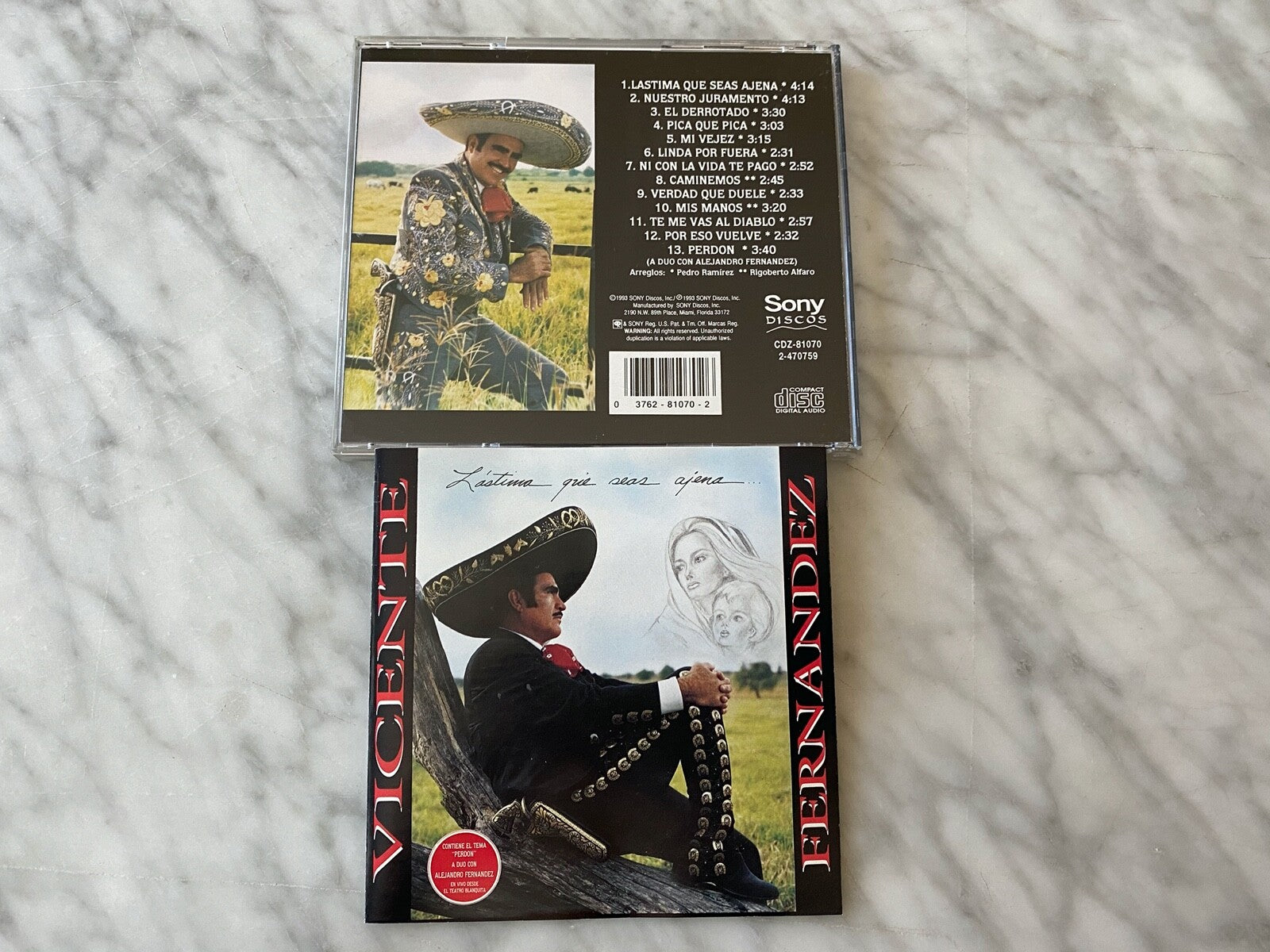 Vicente Fernandez – Lastima Que Seas Ajena (1993)