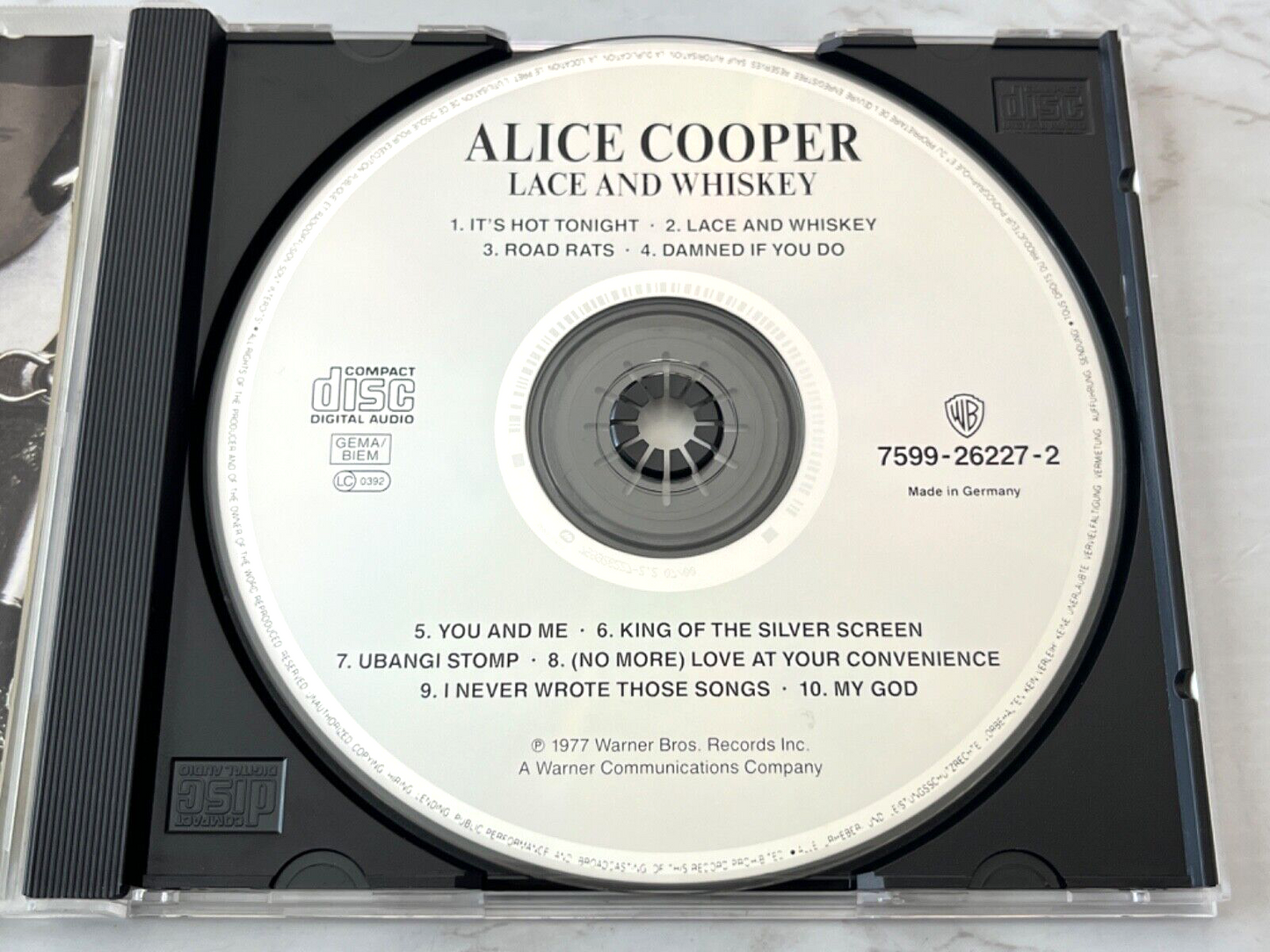 Alice Cooper – Lace And Whiskey (2000) [GERMAN PRESS]