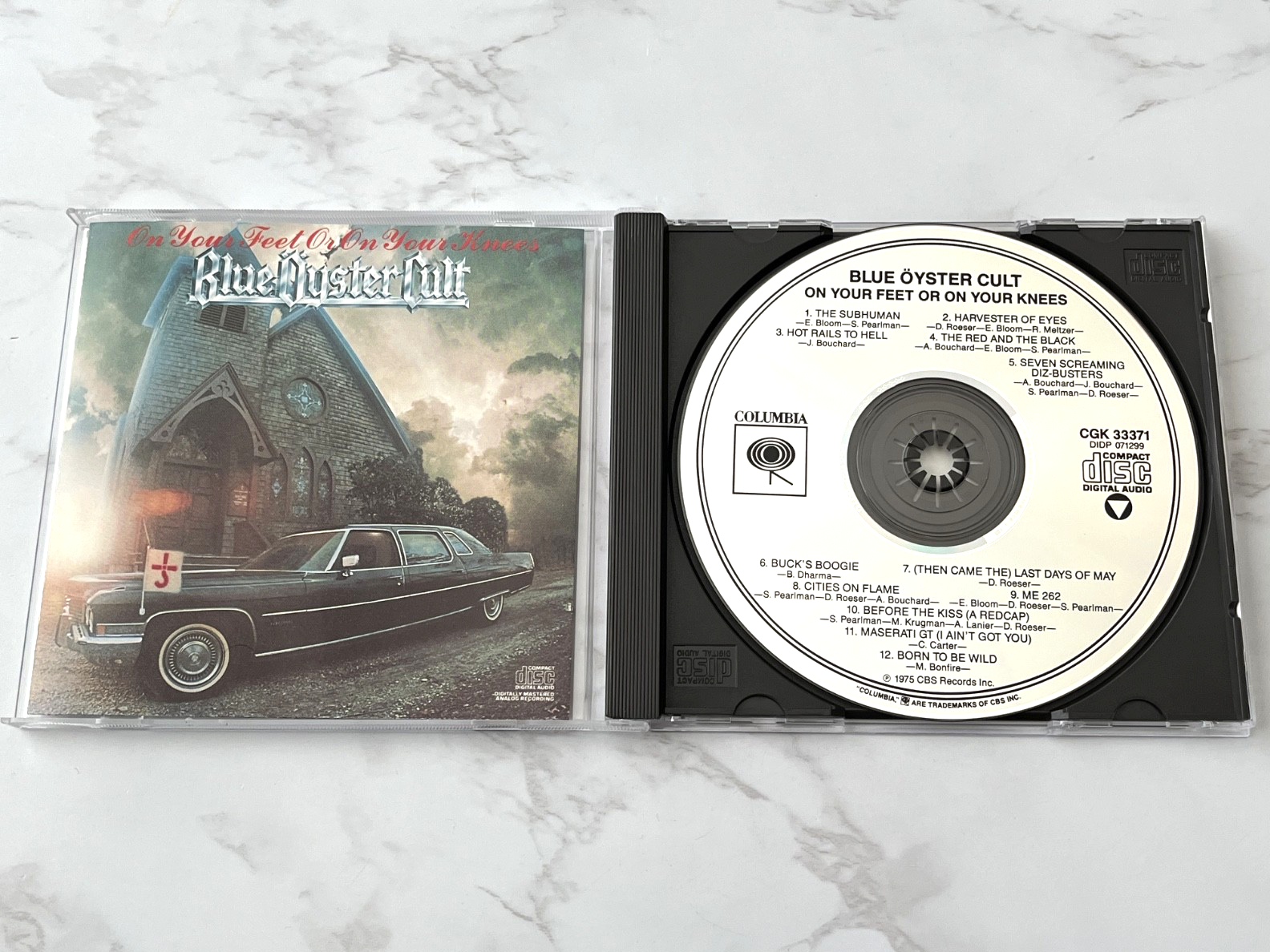 Blue Oyster Cult – On Your Feet Or On Your Knees